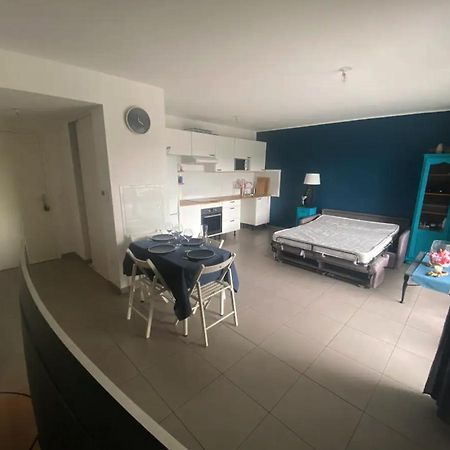 Appartement Spacieux Avec Grande Terrasse Marseilles Exterior foto