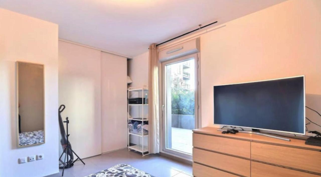 Appartement Spacieux Avec Grande Terrasse Marseilles Exterior foto